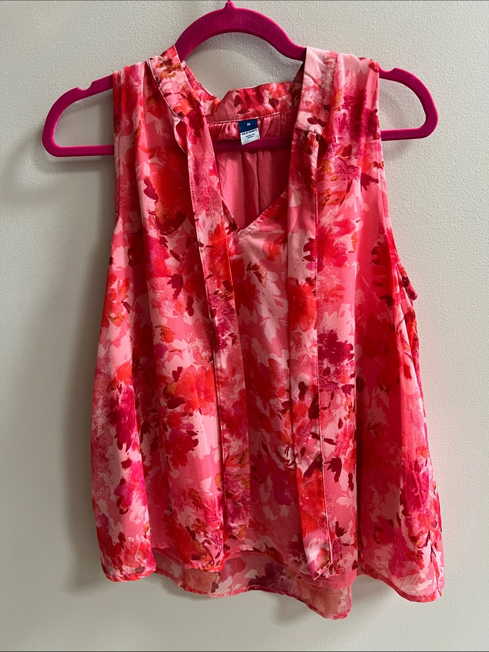 Old Navy Pink & Red Floral Tie-Detail Lined Sleeveless Blouse